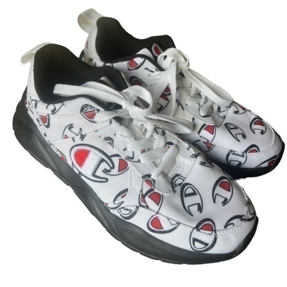 CHAMPION 93Eighteen Repeat C White & Black size 8.